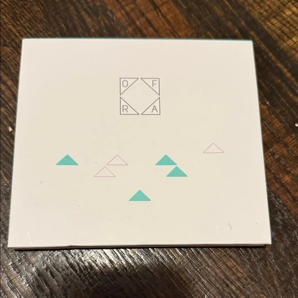 OFRA White Palette with Teal and Purple Accents