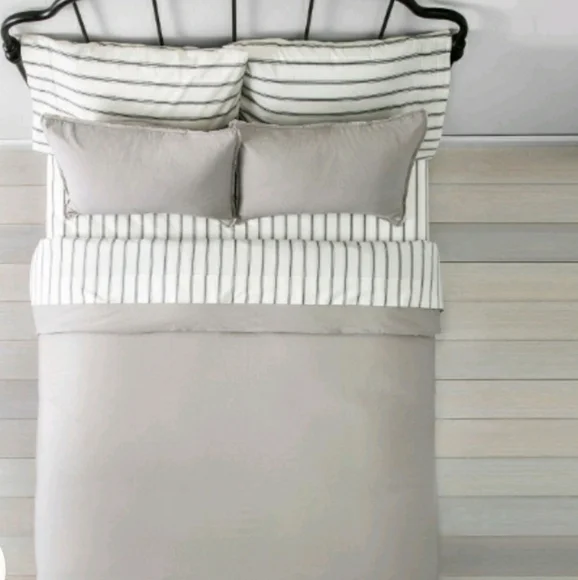 Hearth & hand duvet set full/queen grey
