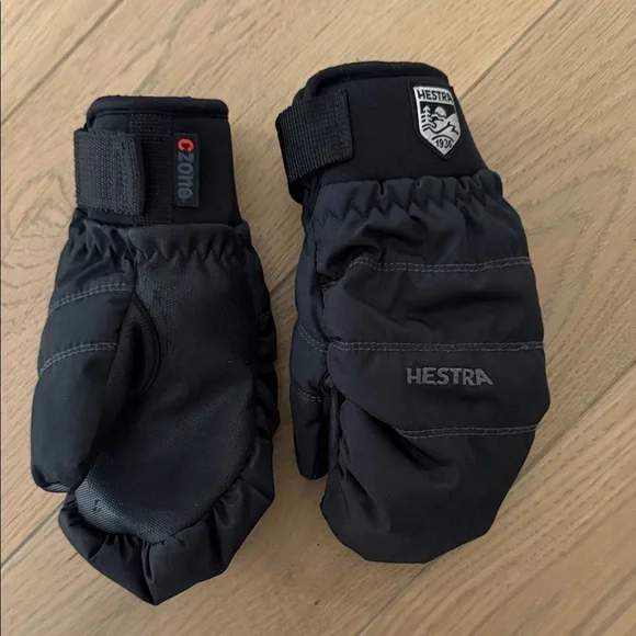 Hestra Mittens - size 3