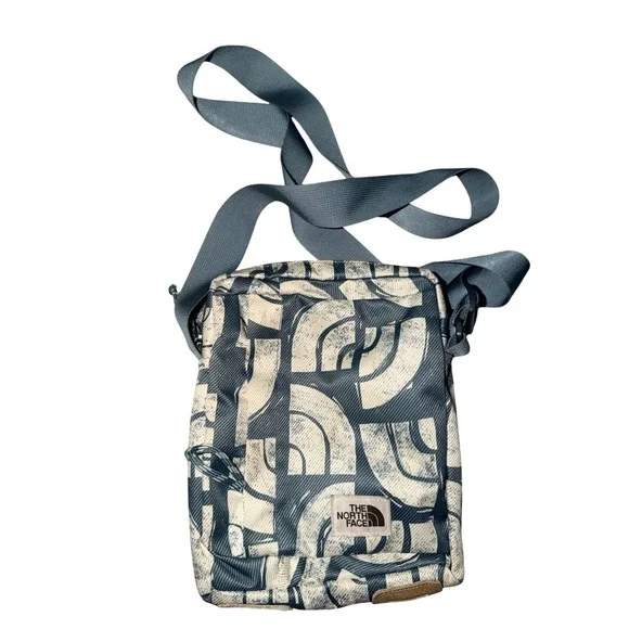 The North Face Bardu Crossbody Bag Blue Graphic Logo Print Small Shoulder Pouch