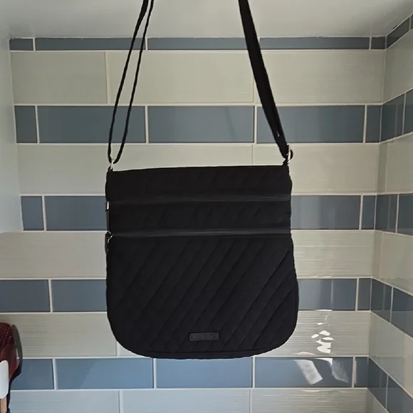 VERA BRADLEY Black Quilted Crossbody Bag
