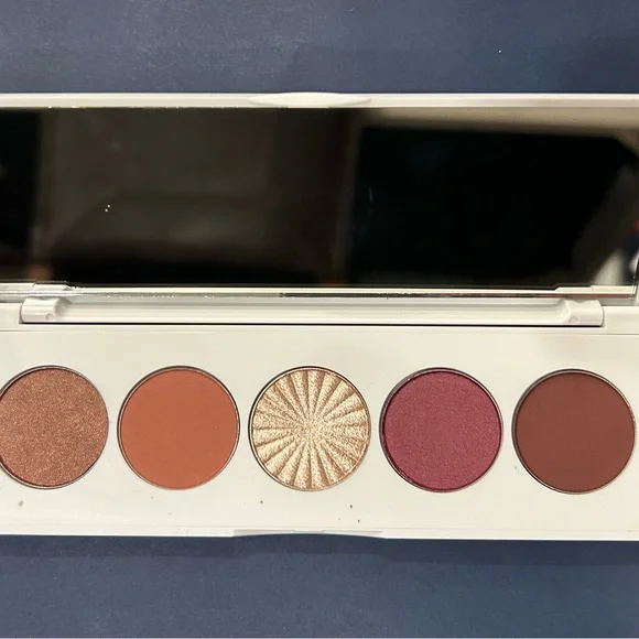 OFRA Eyeshadow Palette with Bronze, Copper, and Gold