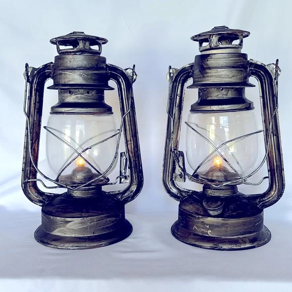 NWOT 2 Pack Vintage Style Halloween Lantern Decoration Prop