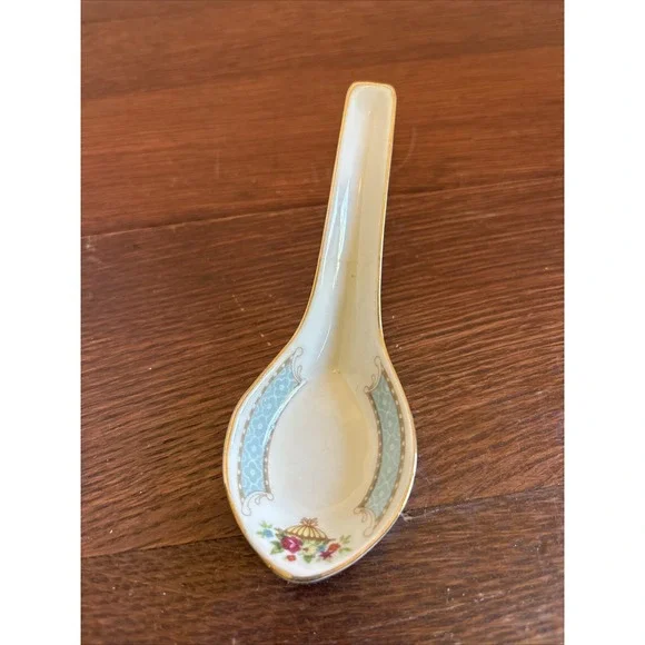 Vtg Chinese Porcelain SWATOW CHINA Soup Spoons-Floral White Blue