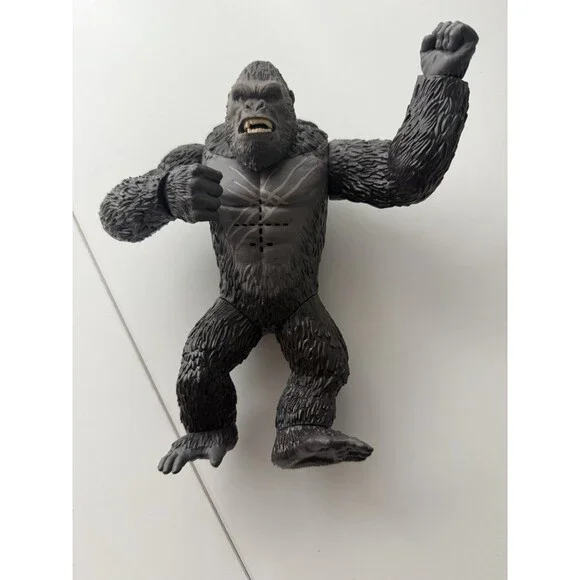 Godzilla x Kong The New Empire Battle Roar KONG 2024 Playmates Action Figure