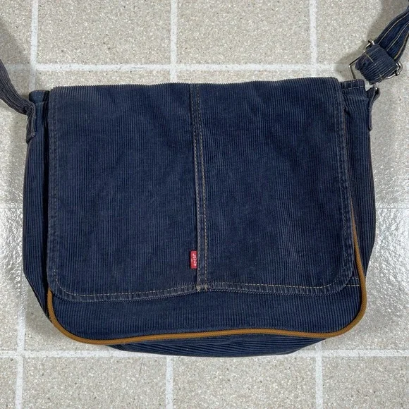 Vintage Y2K Levi's Yak Pak Corduroy Cross Body Messenger Bag Blue Boho