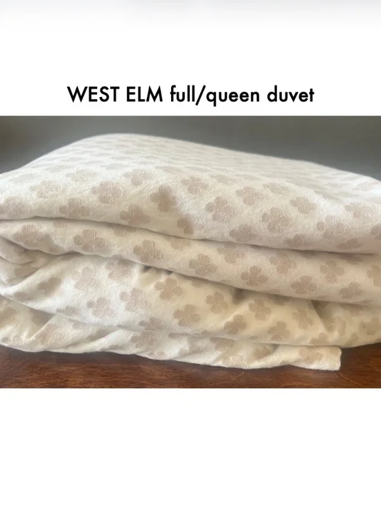West Elm Jacquard Print Duvet • Full/Queen