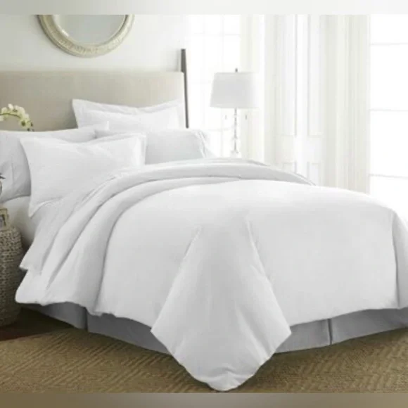 Pointehaven 525 Thread Count Duvet Cover Set, White Queen
