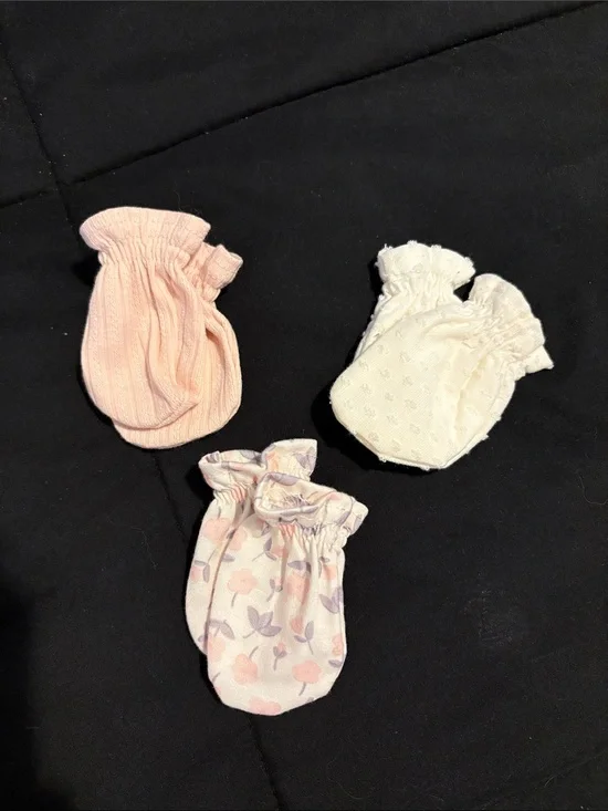 Baby Girl 3-Pack Pink & Cream No-Scratch Mittens