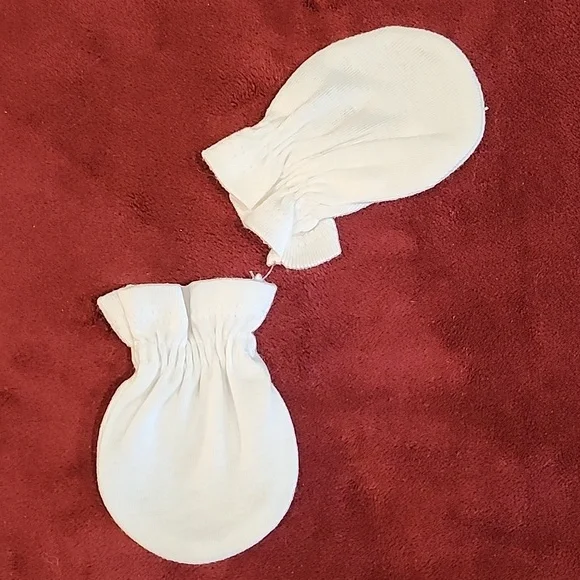 Burt's Bees baby mittens