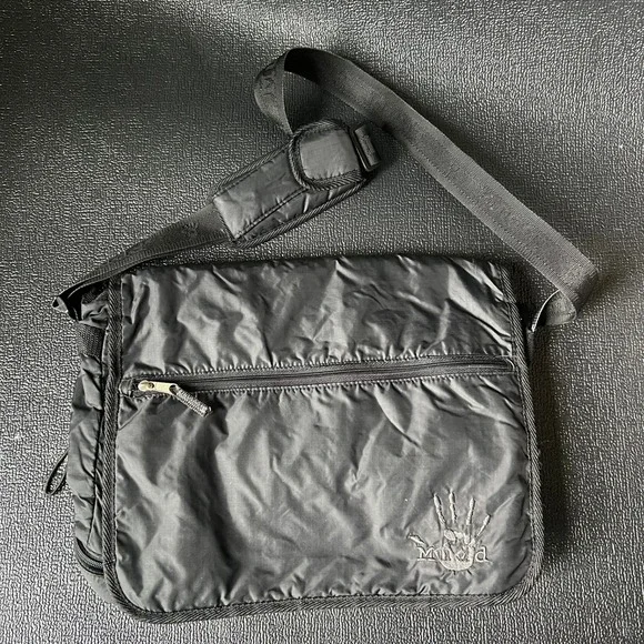 Vtg Mudd Black Ripstop Nylon Messenger Bag Y2K Crossbody Logo Utility School Bag