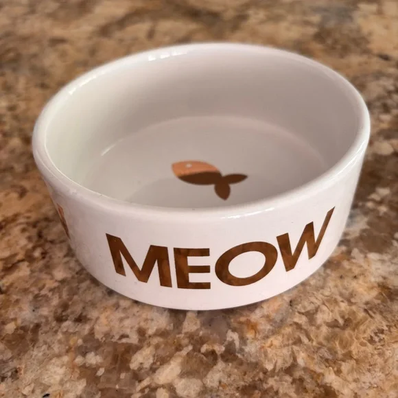 Cat Kitty Stoneware Food Bowl Gold White Fish