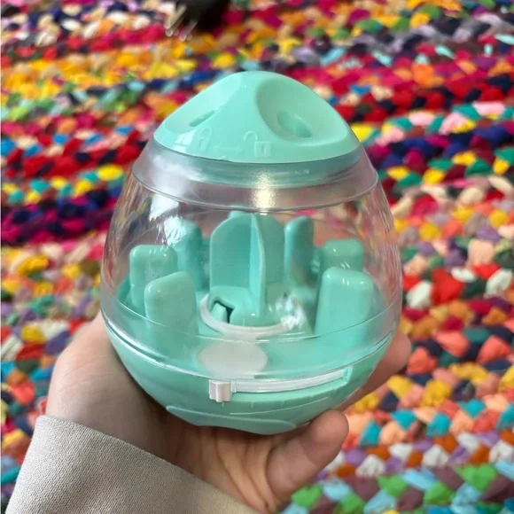 PLASTIC TREAT DISPENSER