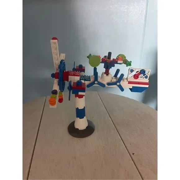 Brick Scholars - Build a Whirligig