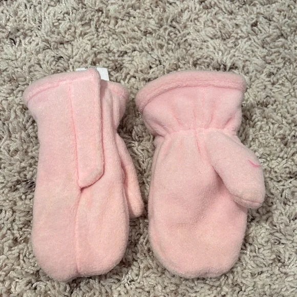 GAP Soft Pink Kids Mittens