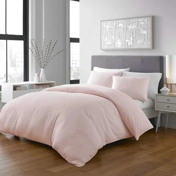 City Scene Penelope Duvet Set 2 Pillow Shams Full Double Size Pink White Squares