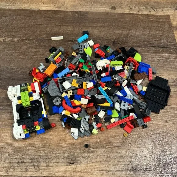 14oz Lot of Lego Bricks Car Tires Many Very Small Bricks See Photos