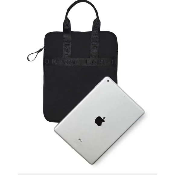 Tech Travel Bag Tablet Pouch Pink Blue Black iPad Tablet Carrying Case