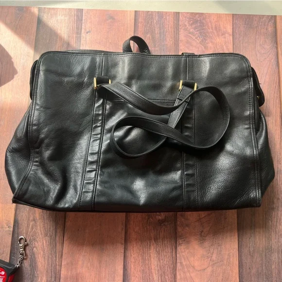 Bossino Black‎ Leather Bag