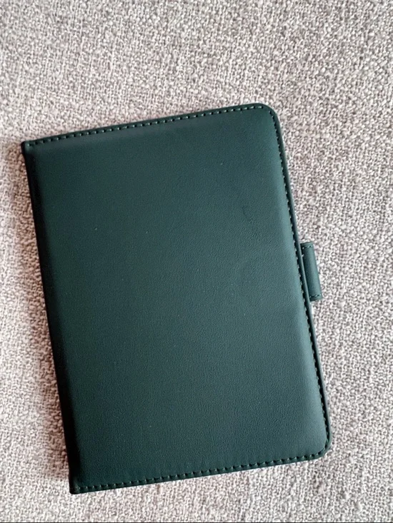 Dark Green Kindle Case