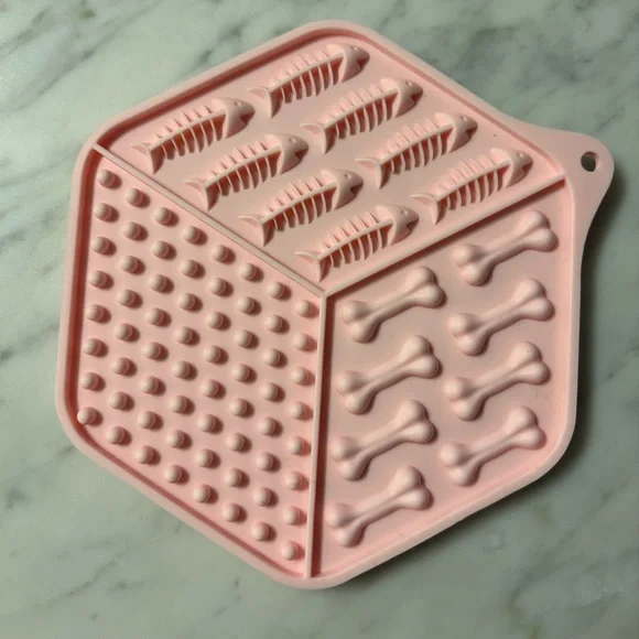 ($3) Lick Mat