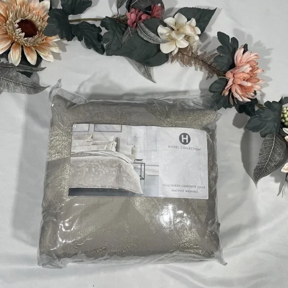 NIB $335 [ Full / Queen ] Duvet Cover for Hotel Collection Brushwork‎