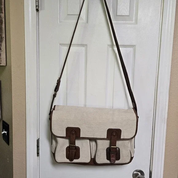 Fossil Men's Messenger Briefcase Laptop transporter Bag Courier Canvas Leather