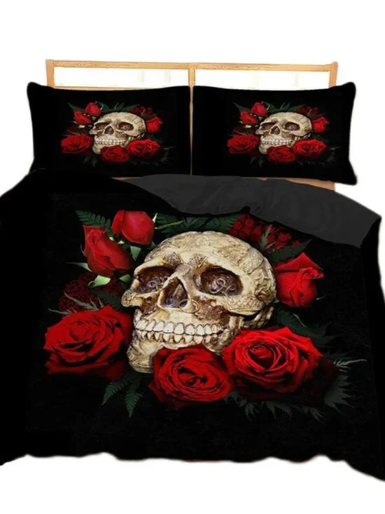 Skull and roses QUEEN size 3 piece Duvet set, NWT! Beautiful!