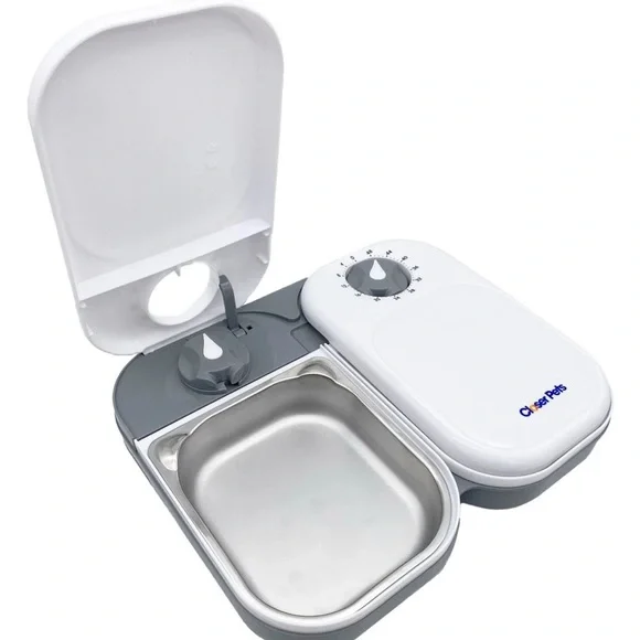 Closer Pets Two-meal Automatic Cat & Dog Feeder White NEW IN BOX