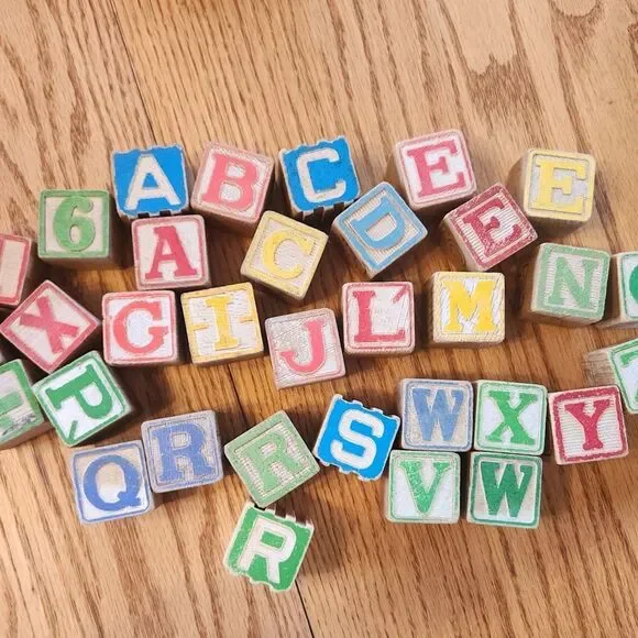 11 vintage wood building blocks-letters numbers & animals red blue yellow green