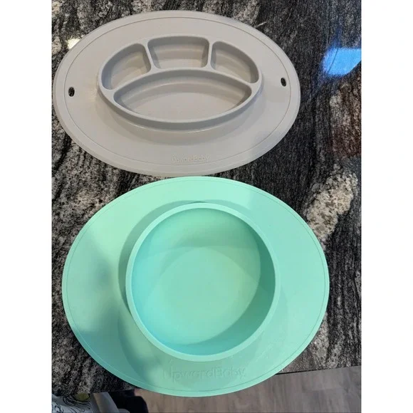 UpwardBaby Baby Toddler Bowl and Sectioned Placemat Silicone Suction