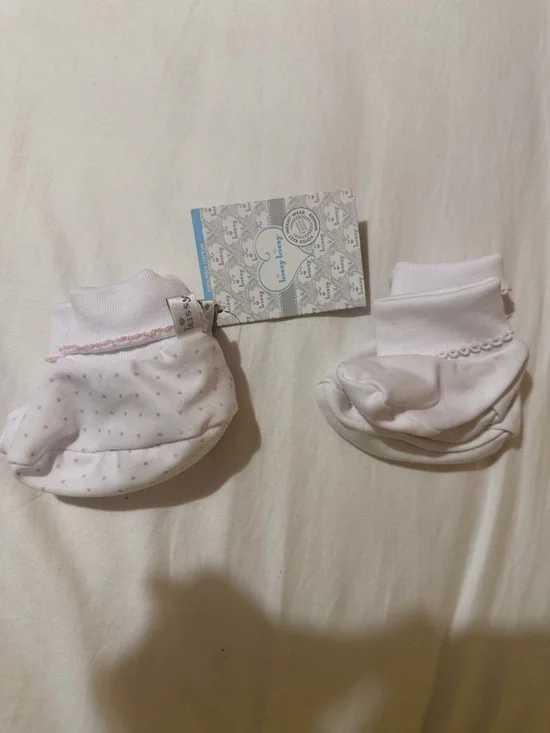 Kissy kissy booties