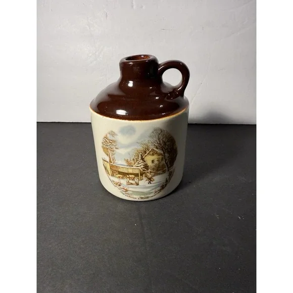Vintage Vermont Maple Syrup Jug Lion's Lair Pittsford VT Stoneware