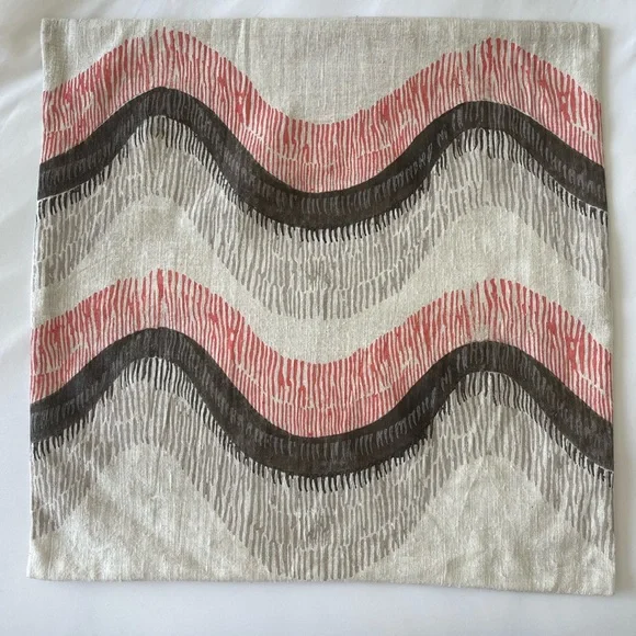 WEST ELM 100% SILK pillow cover
