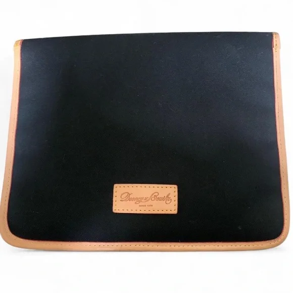 Dooney & Bourke Cabriolet Tablet iPad Case Black & Tan EUC