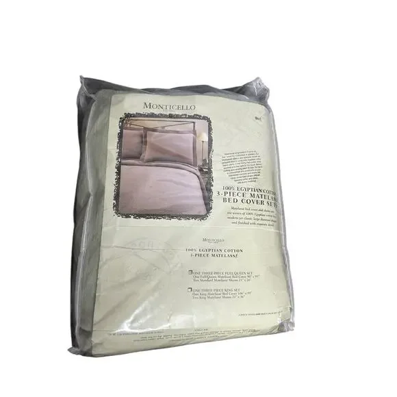 Monticello Portugal Egyptian cotton‎ Matelassé bed cover set light green