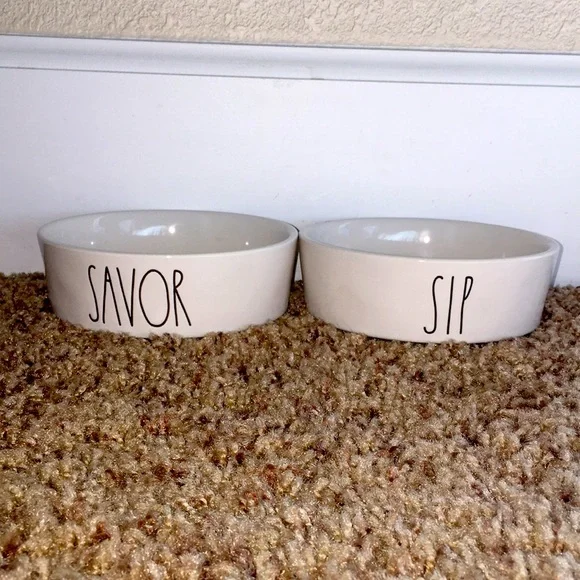 Small dog or cat dishes