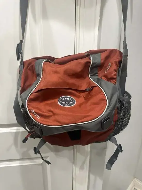 Osprey Astro Messenger Bag Burnt Orange and Grey Recycled Series