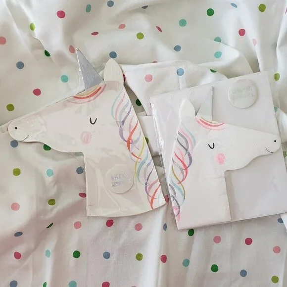 NWT - Meri Meri Unicorn Paper Plates (8) & Napkins (16)