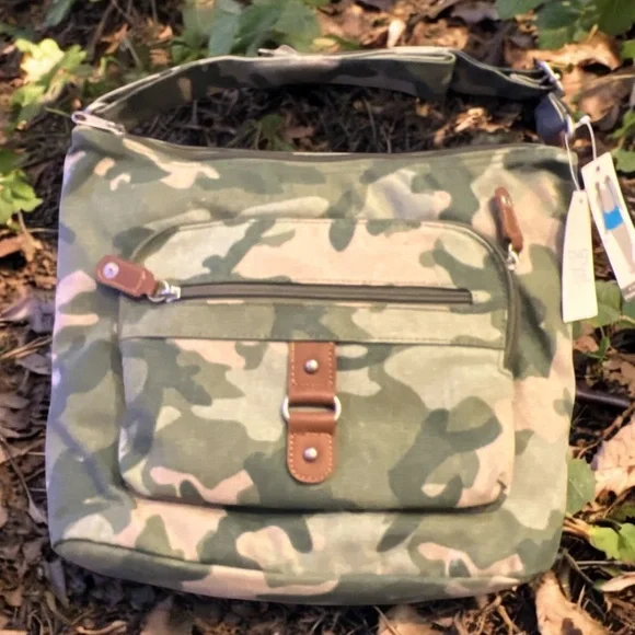 NWT Anita Camouflage‎ Crossbody Shoulder Bag Canvas Faux Leather One Size