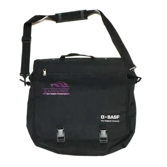 Y2K Vintage 2005 Glasgow Chemical Engineering Conference Black Messenger Bag