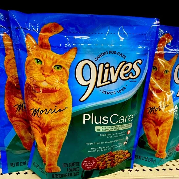 9 lives cat food