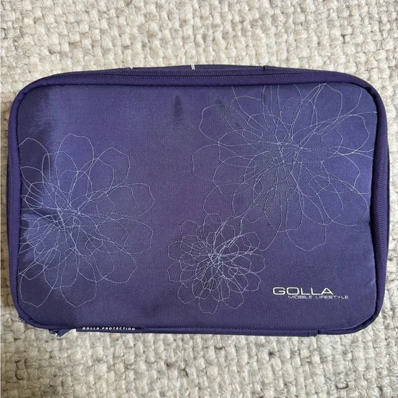 Golla Mobile Lifestyle Purple Padded Electronics Sleeve