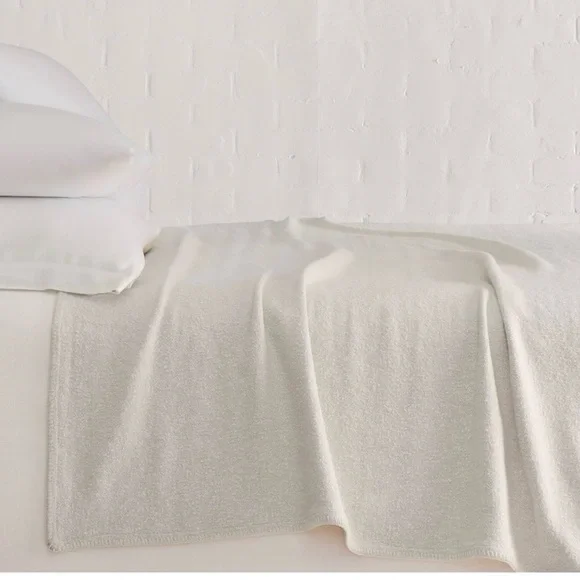 West Elm Woven Boucle Elegant Cream Blanket