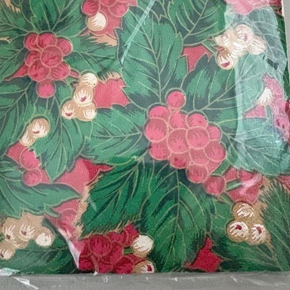 VTGCreative Papers by CR Gibson Beverage Napkins Ornamental Berries ‎ Holiday
