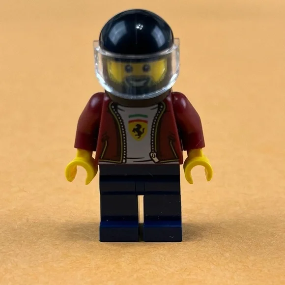 LEGO Speed Champions Ferrari F8 Tributo Driver Minifigure sc082 2