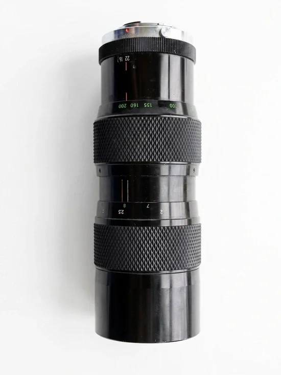Soligor 80-200mm Canon FD Zoom Lens w Case Made in Japan For Parts ++READ++