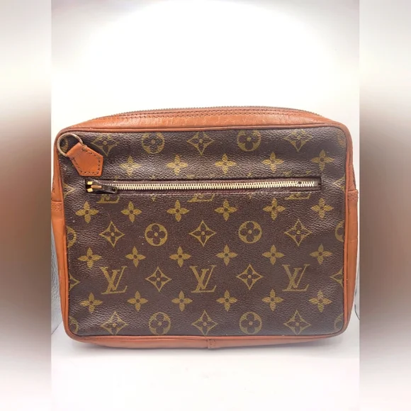 Louis Vuitton Monogram Pochette Dragonne Wristlet Bag