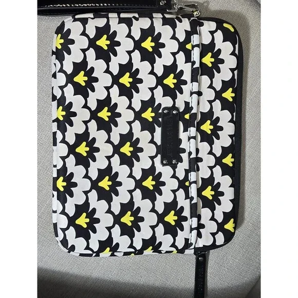 Vera Bradley iPad Tablet Sleeve Case Wristlet Zip Padded Black White Yellow
