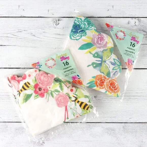 32 Decorative Springtime Napkin Bundle - Two Designs - Scalloped Edges